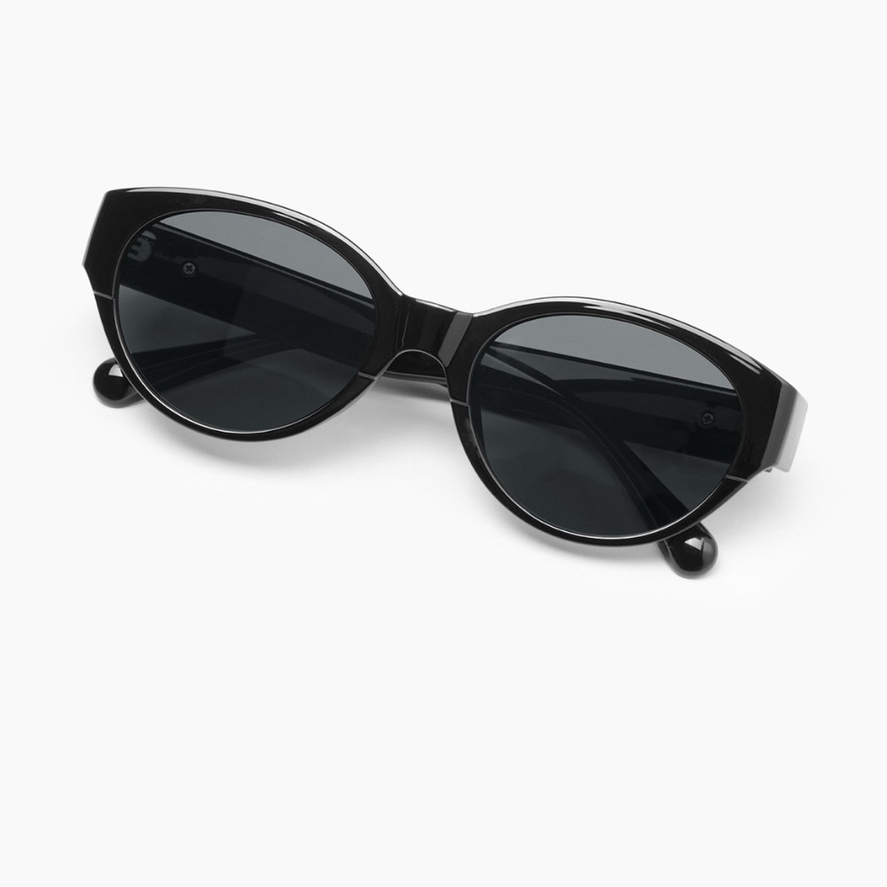 Never worn Sunnies